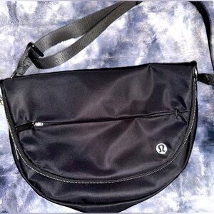 lululemon all night festival bag 5L